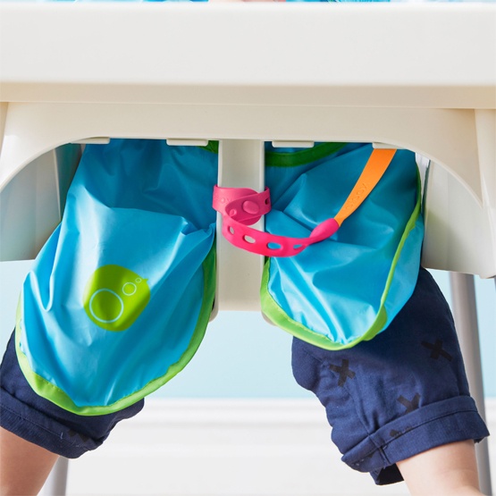 b.box ConnectaCup Strawberry Shake Lifestyle Highchair Under Tell Me Baby