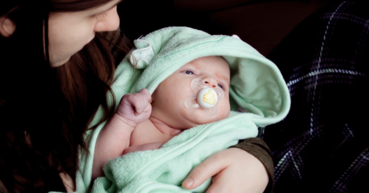 4 best dummies for newborns according to parents Tell Me Baby